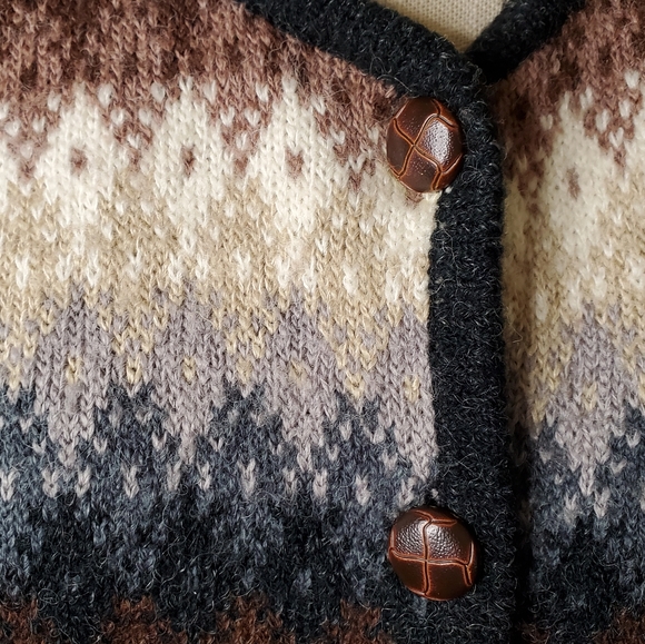LISE J. | Women's vintage earth-toned argyle knit cardigan sweater. Size small. - Picture 3 of 5